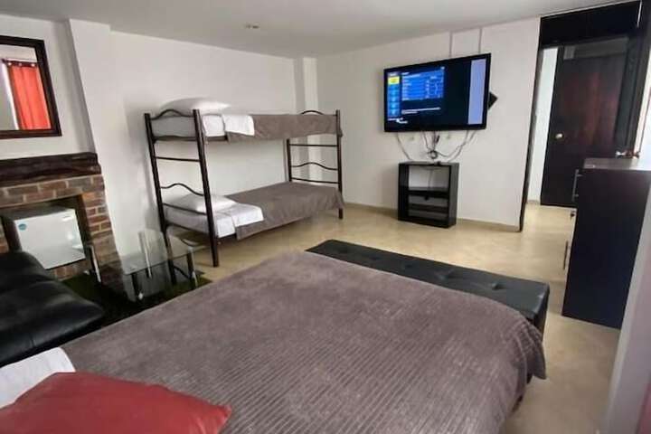 Room 8 of 47