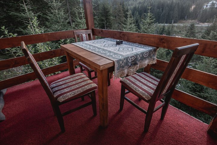 Dining 96 of 129