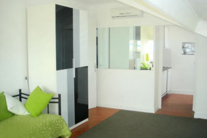 Room 84 of 234