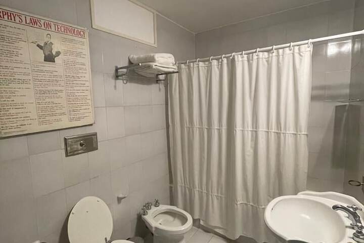 Room 15 of 48