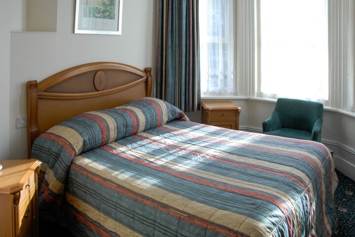 Room 3 of 48