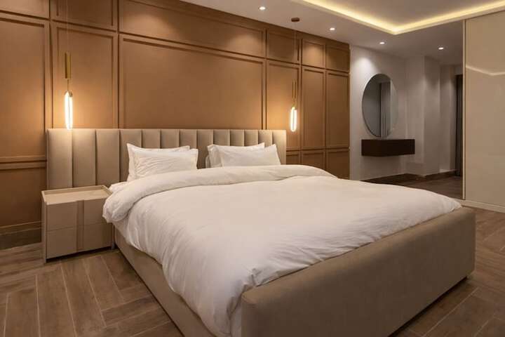 Room 18 of 41