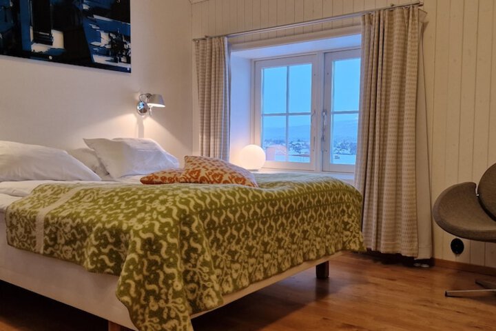 Room 28 of 109