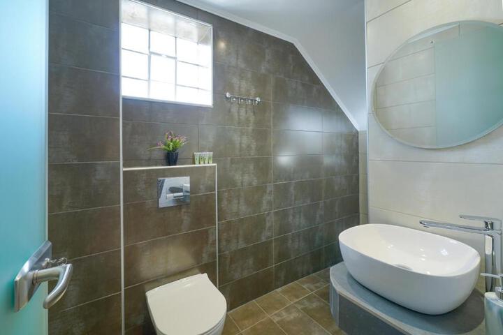 General 42 of 52