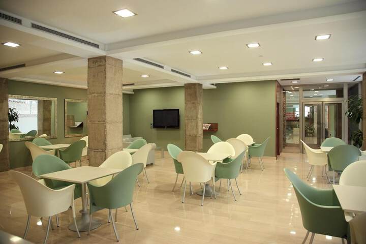 Guest Lobby