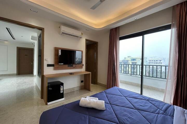 Room 10 of 15