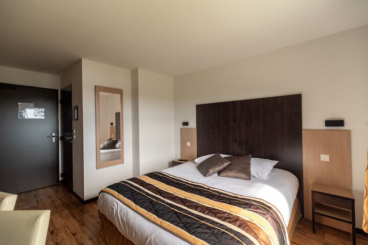 Room 20 of 50