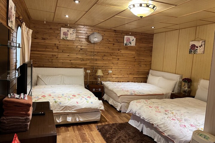 Room 16 of 85