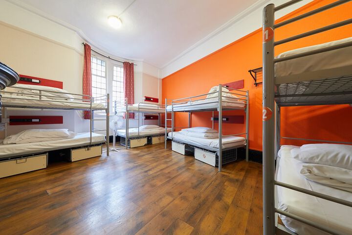 Room 15 of 79