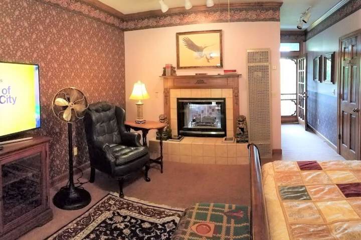 Room 20 of 107