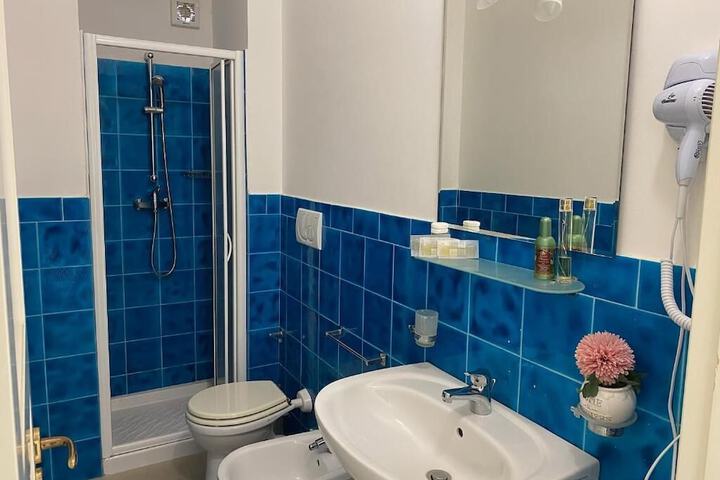 Room 15 of 20