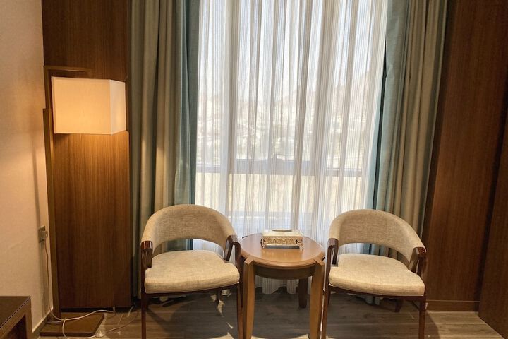 Room 10 of 57