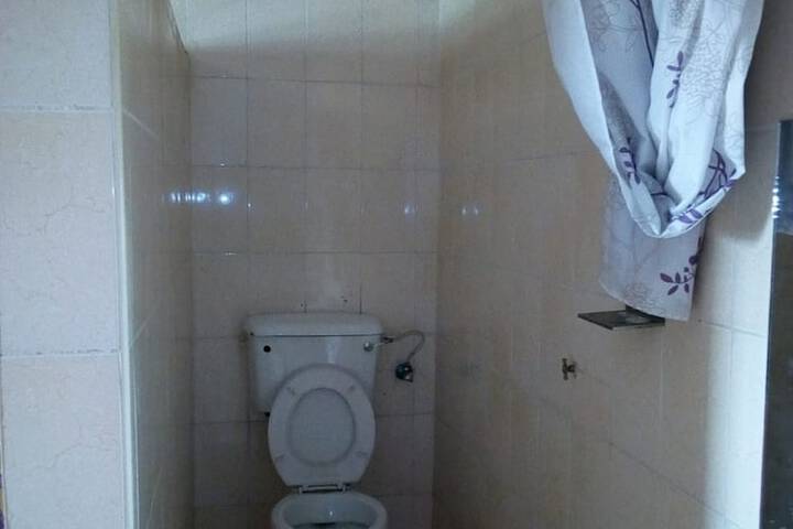Room 7 of 22