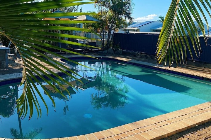 Pool 53 of 79