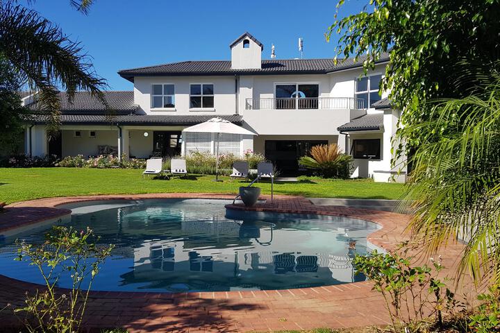 QUARTET HOTEL AND RETIREMENT ESTATE