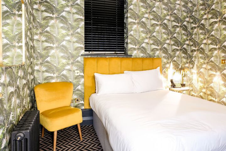 Room 29 of 106