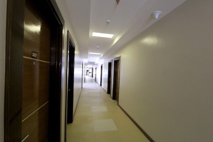 Ballroom/Hall 52 of 56