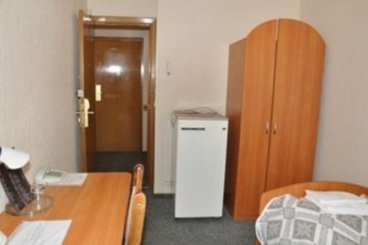 Room 46 of 58