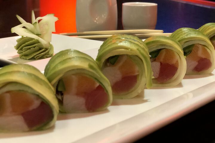 Dining 40 of 57