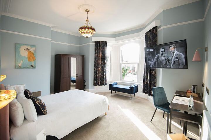 Room 26 of 82