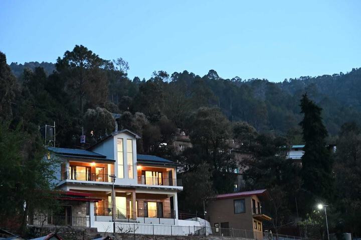 Valley View Retreat Stays