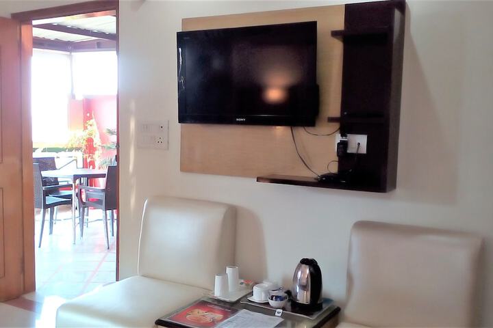 Room 65 of 120