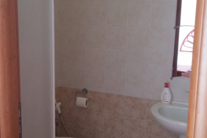 Room 25 of 56