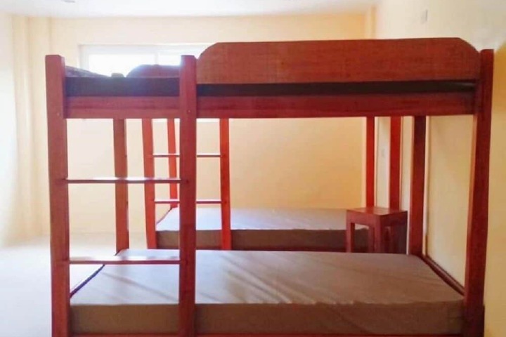 Room 9 of 17