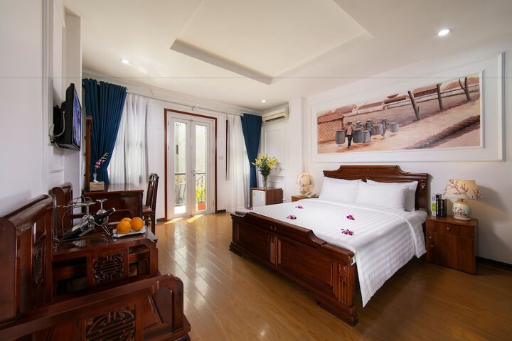 Room 10 of 31