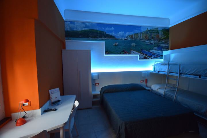 Room 16 of 51