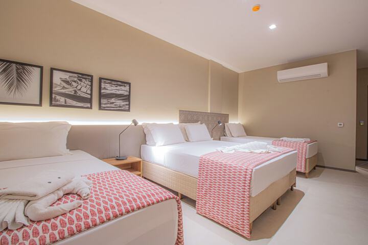 Room 10 of 122