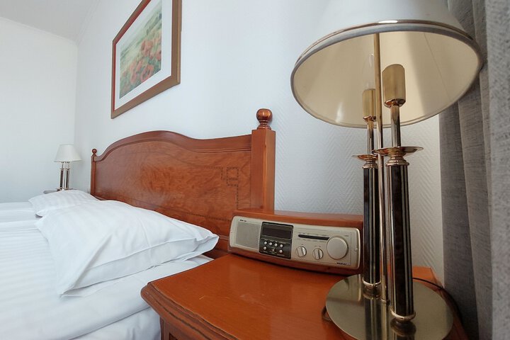 Room 30 of 108