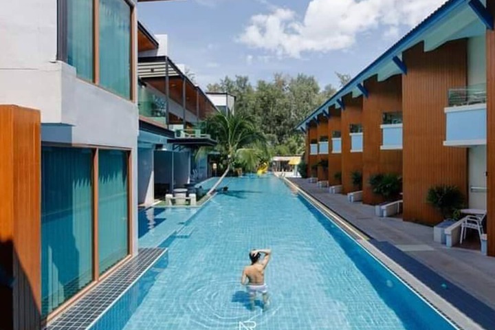 Pool 77 of 100
