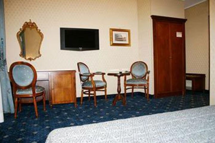 Inside Room Photo