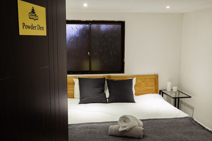 Room 19 of 48