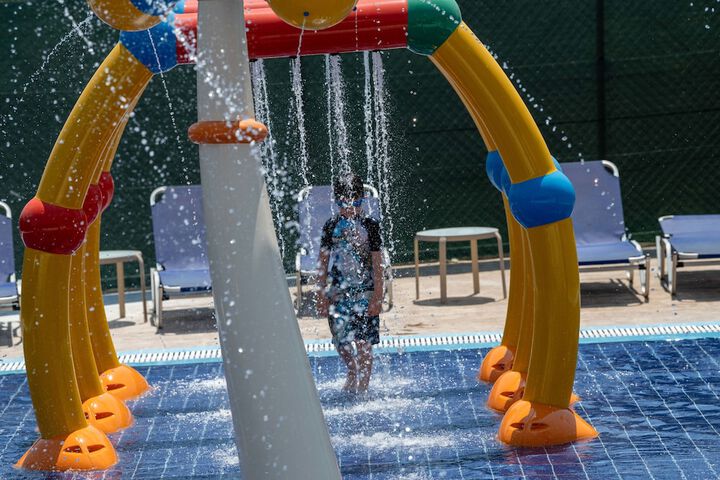 Pool 43 of 105