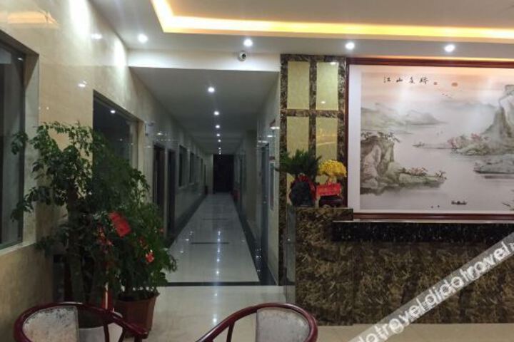 Hotel Interior 14 of 18