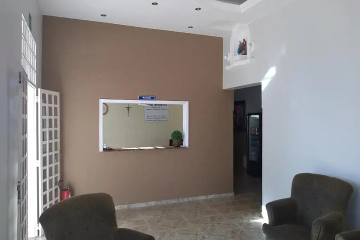 Room 6 of 7