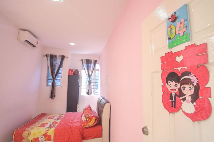 Room 18 of 69