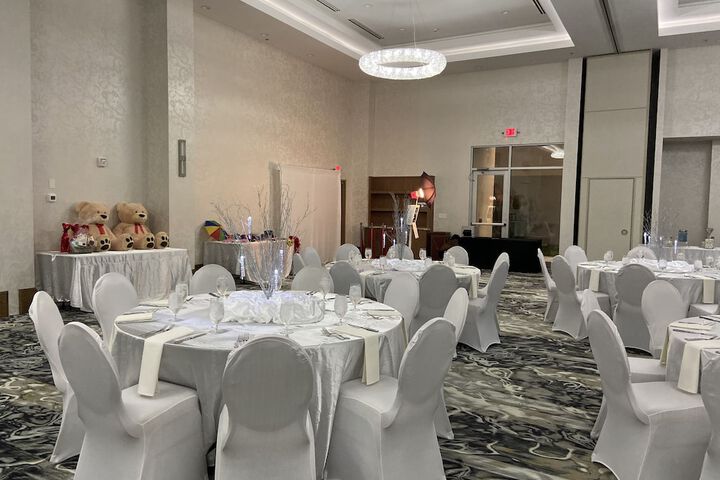 Indoor wedding