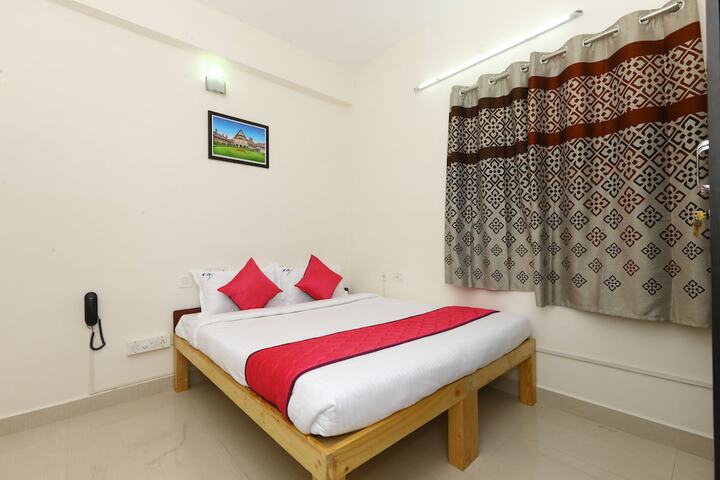 Room 9 of 25
