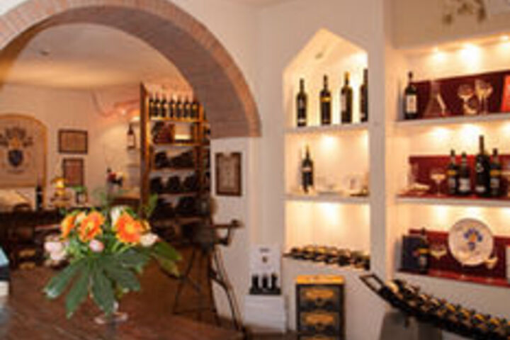 Gift Shop 9 of 22