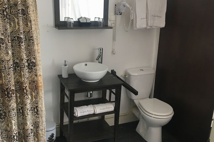 Clean Restrooms