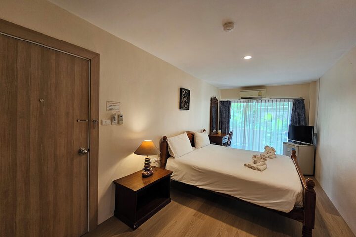 Room 14 of 43