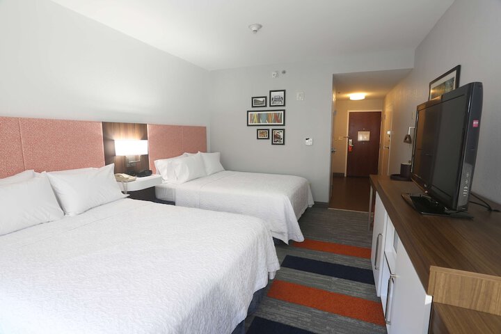 Room 11 of 29