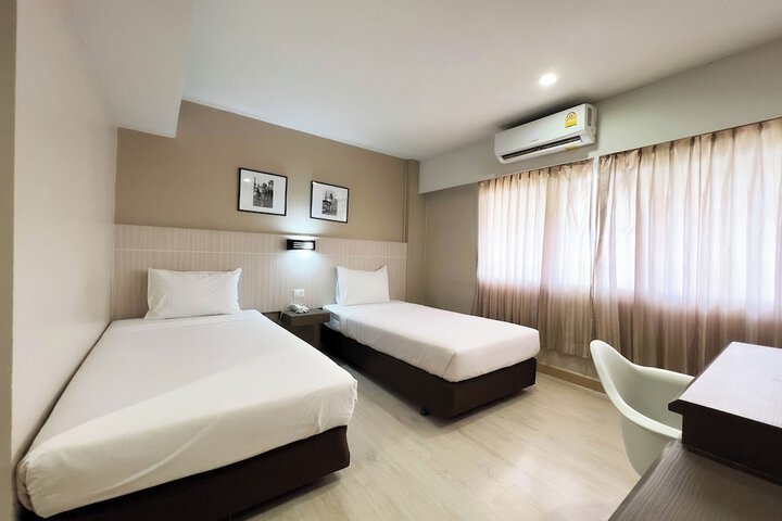 Room 13 of 41