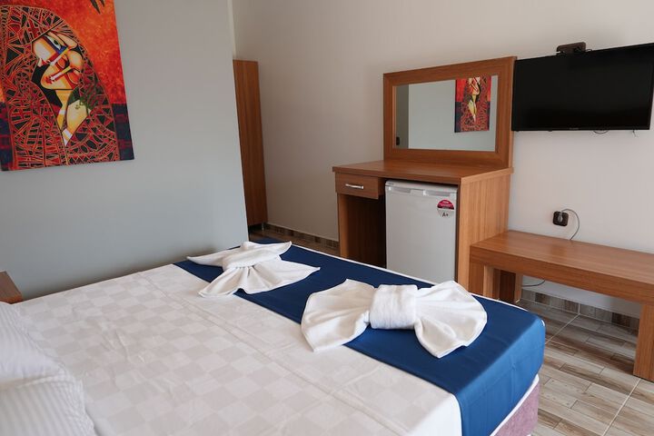 Room 8 of 29