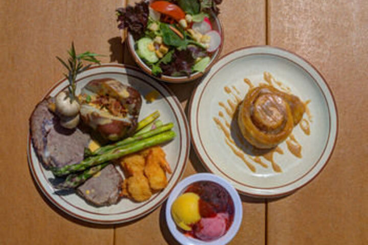 Dining 10 of 20
