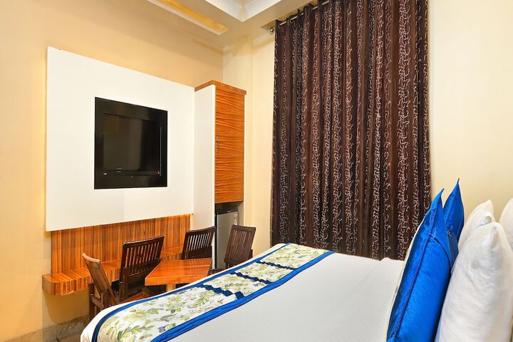 Room 9 of 59