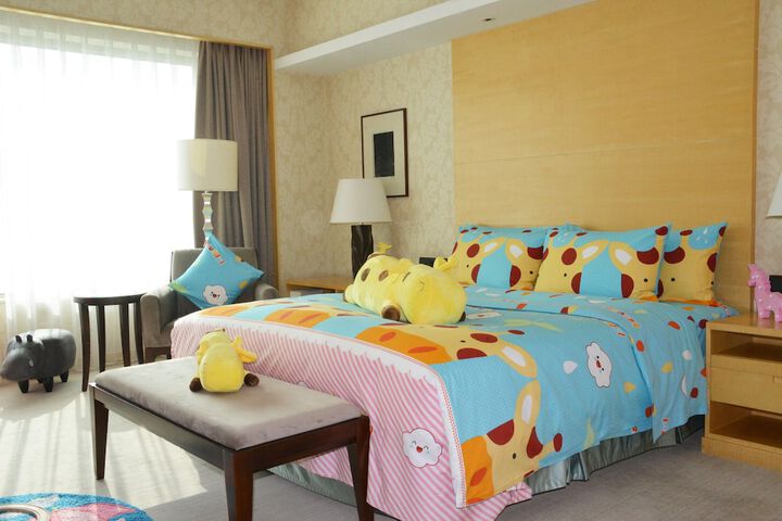 Children's theme room